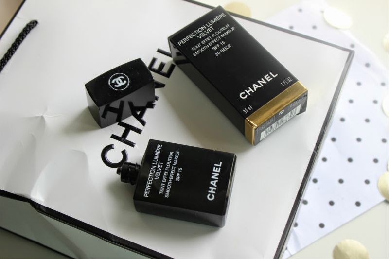 Chanel perfection hotsell lumiere velvet boots